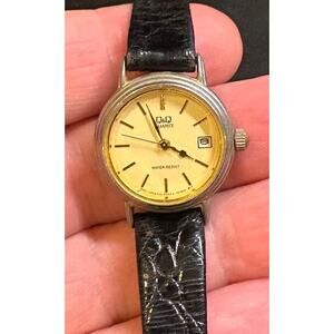 Woman's Citizen Q&Q Gold Tone Quartz Watch, Date, Leather Band, New Battery